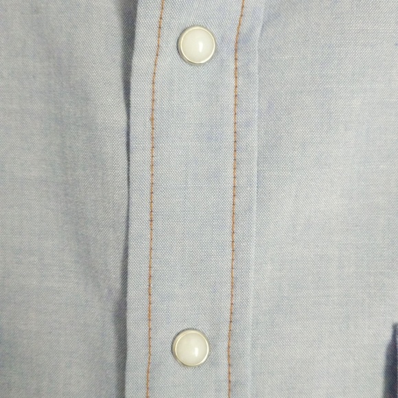 Wrangler Casual Short Sleeve Button Down (EUC) - Picture 4 of 5